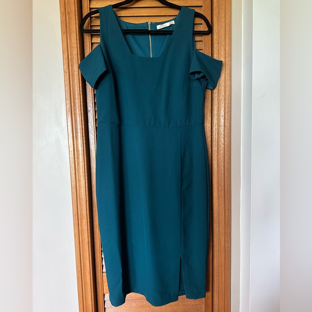 Dex jade Cold Shoulder Midi Dress - Picture 1 of 7